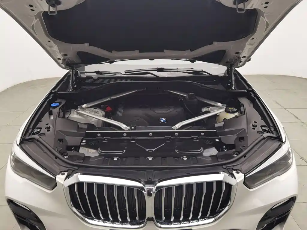 Photo 6 - BMW X5 (Import)