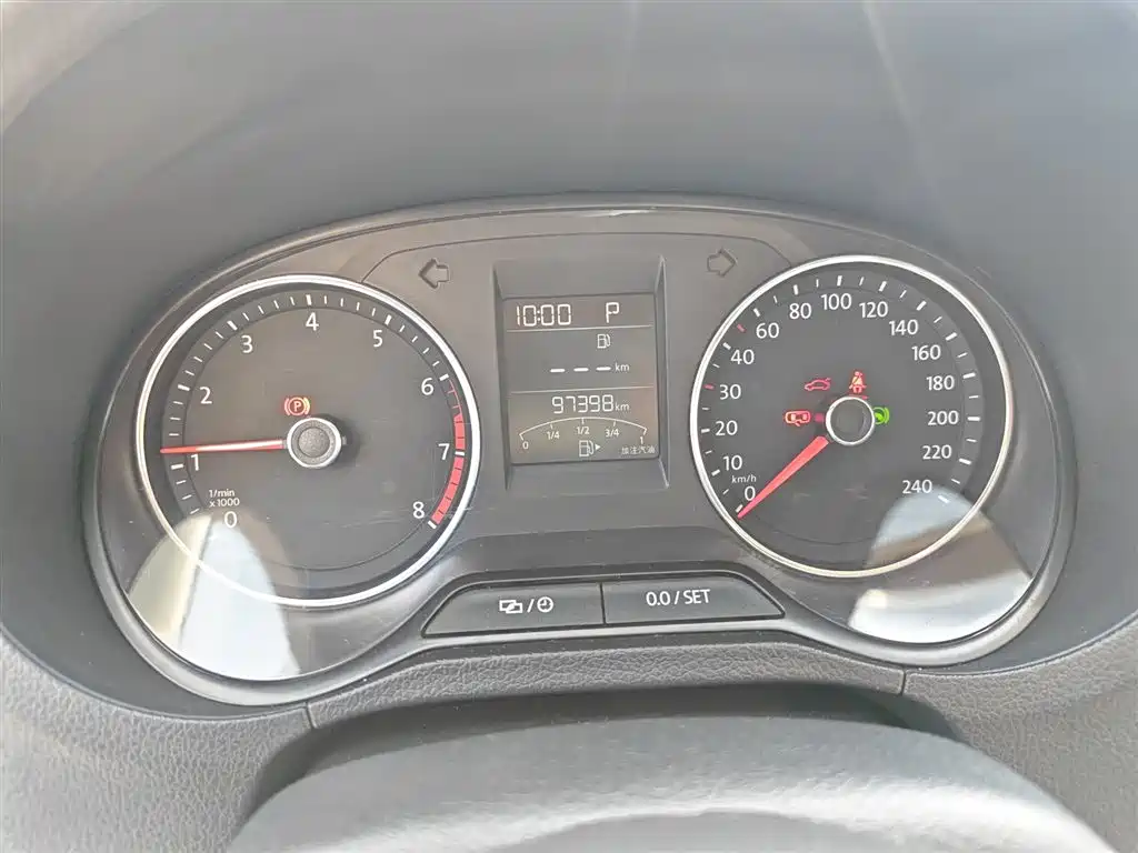 Volkswagen Polo 2018 1.5L Auto Comfort фото 8