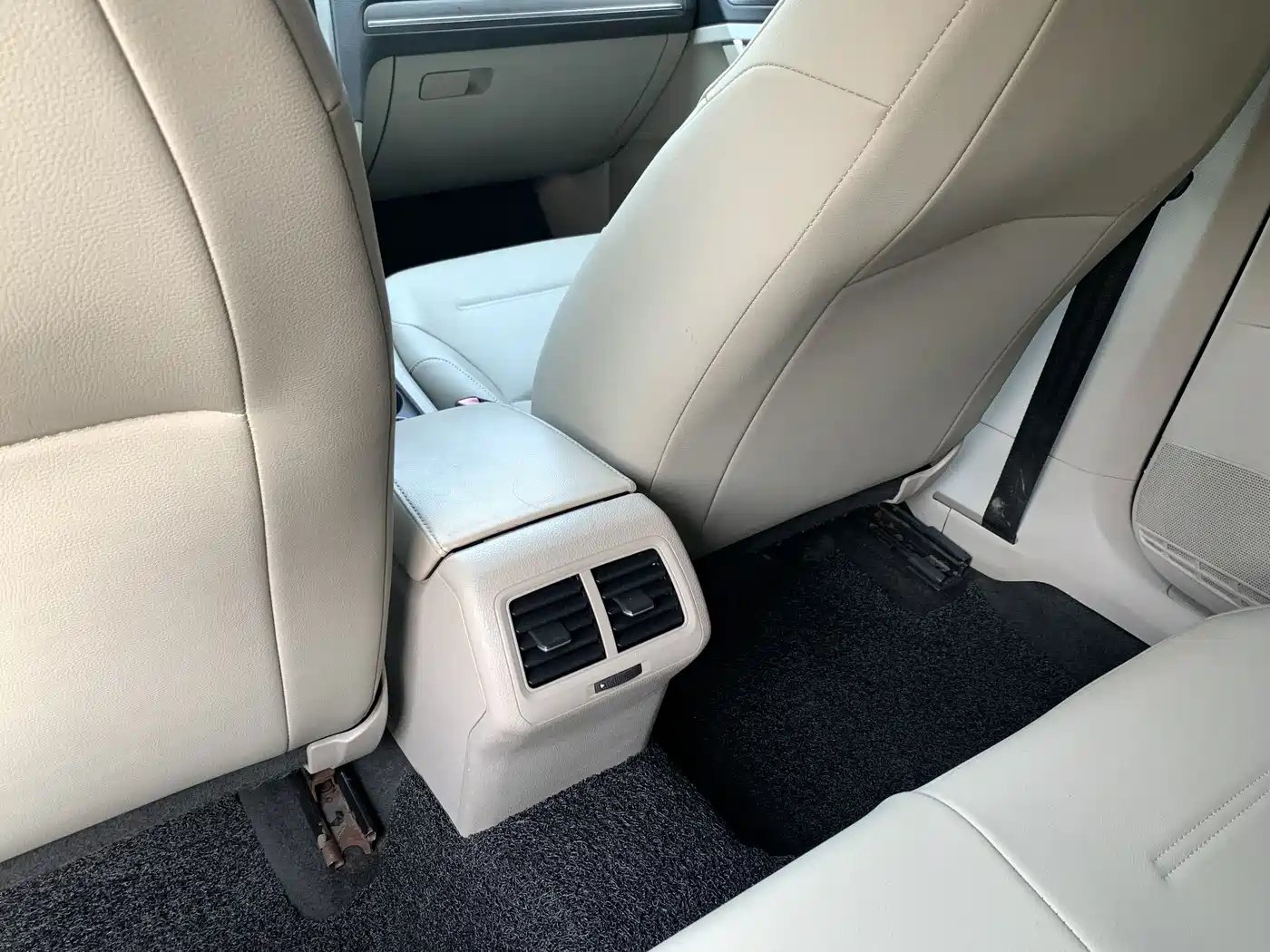 Volkswagen Golf 2015 1.4TSI Automatic Comfort фото 11