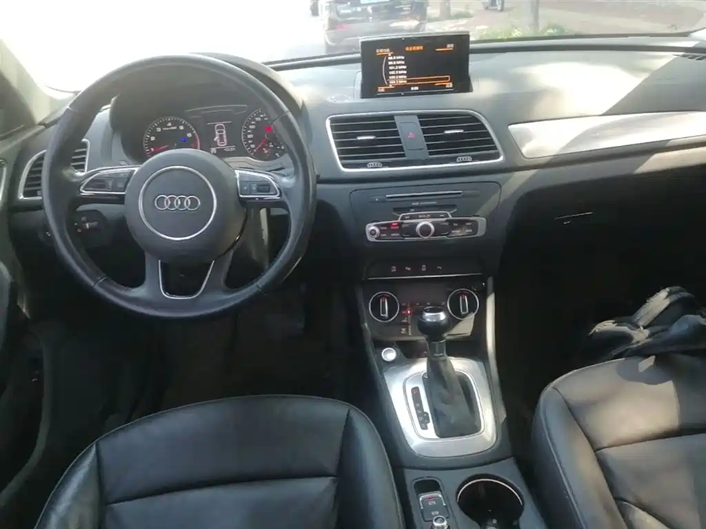Audi Q3 2017 30 TFSI Style фото 10
