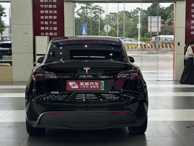 Tesla Model Y 2022 Facelift Rear-Wheel Drive Version — фото 5