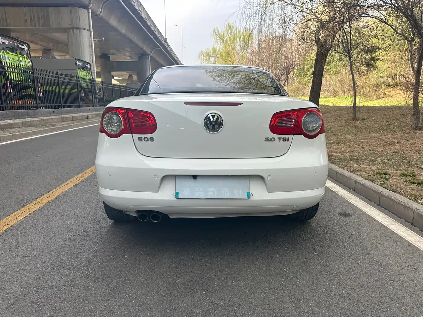 Volkswagen Eos 2010 2.0TSI DSG Moonlight Edition фото 19
