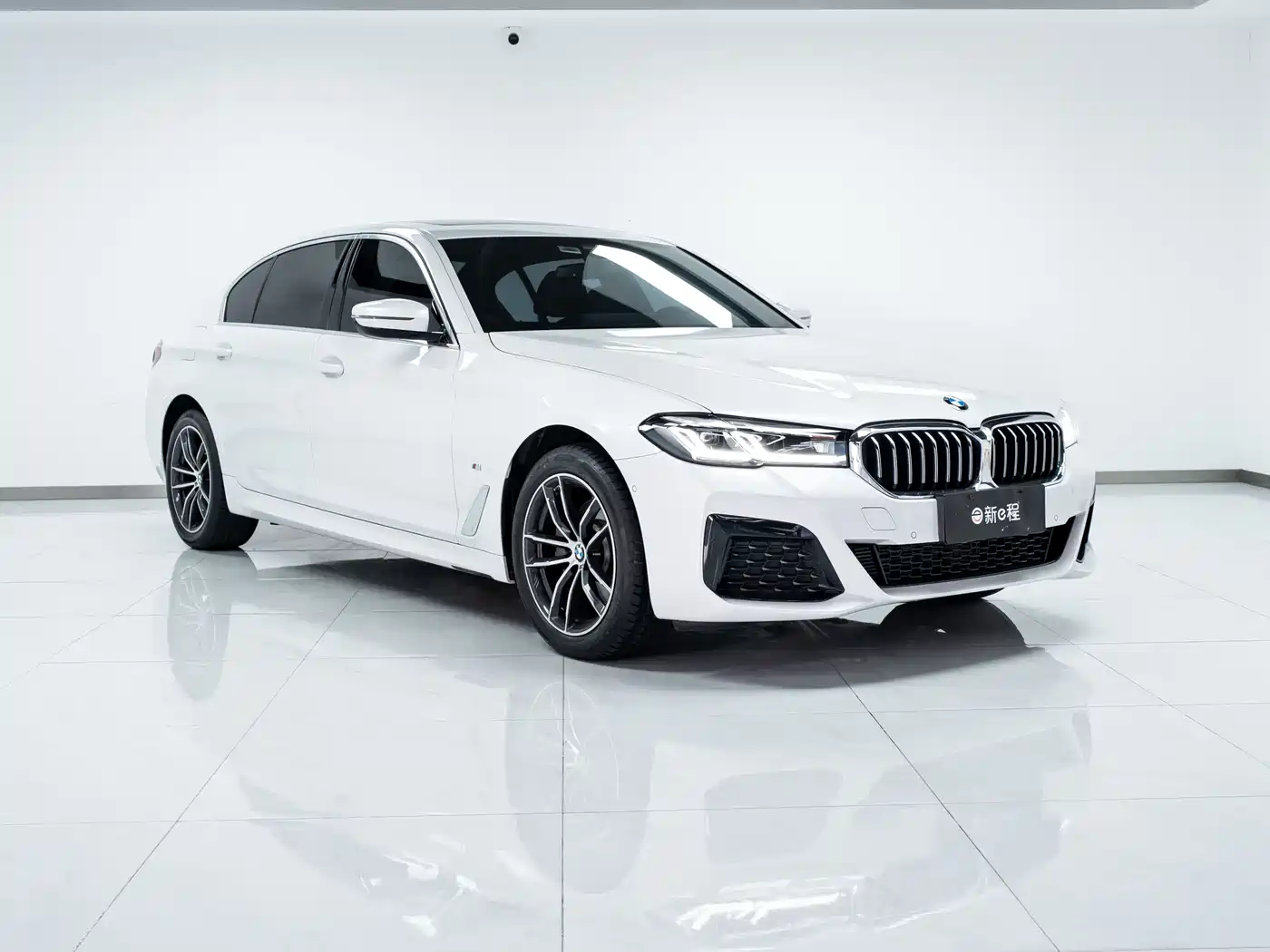 BMW 5 Series 2022 525Li M Sport Package фото 3