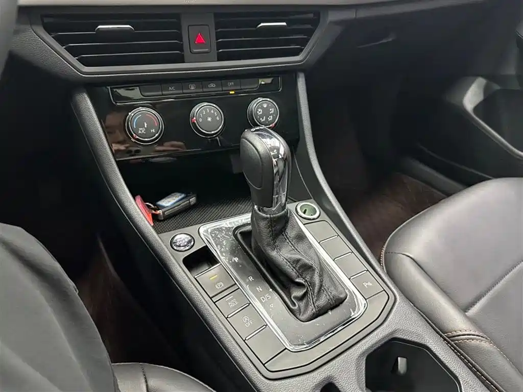 Volkswagen Bora 2023 200TSI DSG Smart PRO Edition фото 16