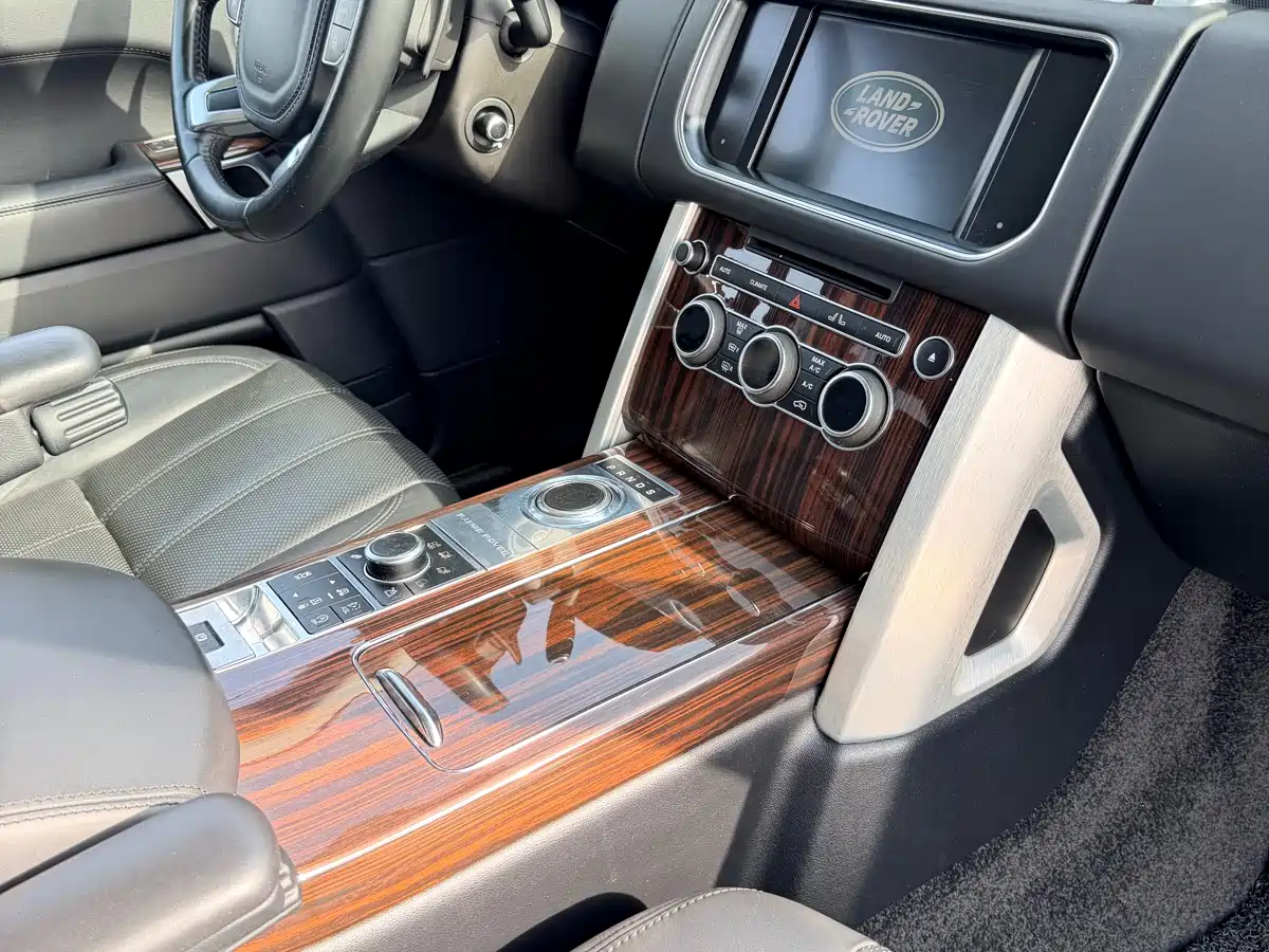 Land Rover Range Rover 2014 3.0 SC V6 Vogue фото 14