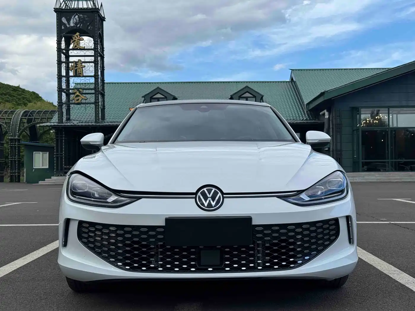 Volkswagen Lamando 2023 Lamando L 280TSI DSG Glamour Edition фото 2