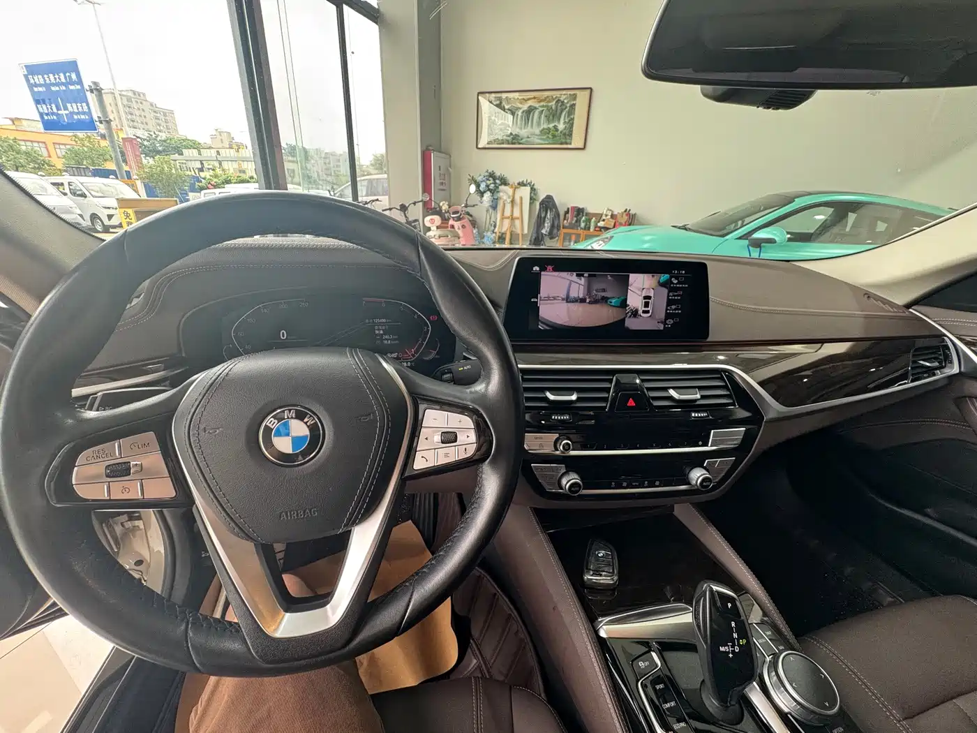 Фото 14 - BMW 5 Series