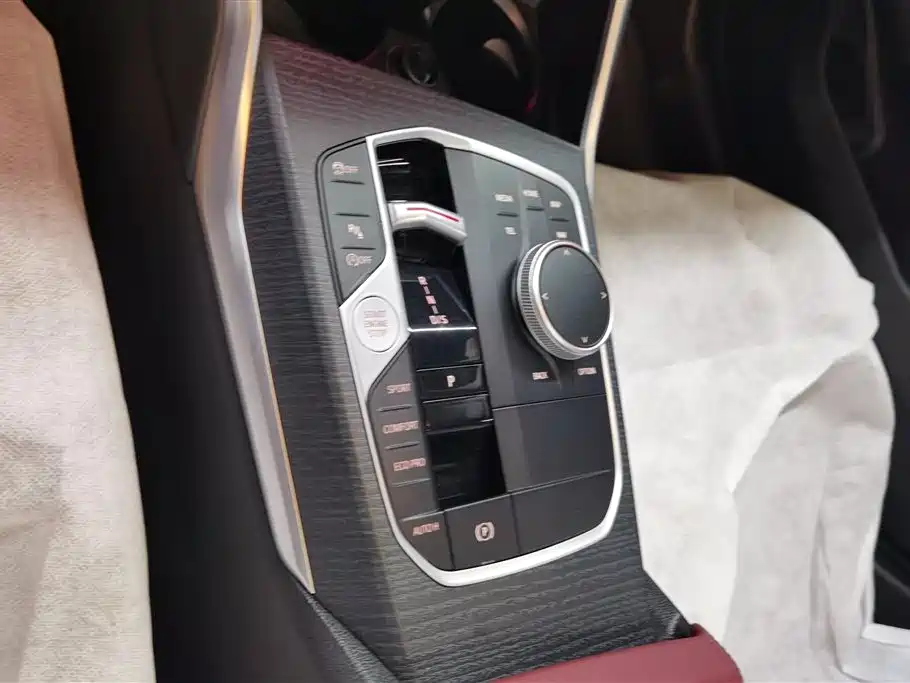 BMW 3 Series 2025 325Li M Sport Package фото 16