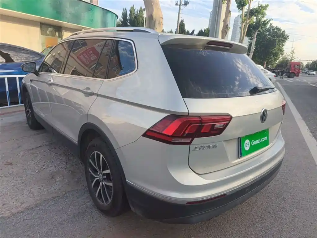 Volkswagen Tiguan L 2018 330TSI Automatic 2WD Luxury Edition фото 5