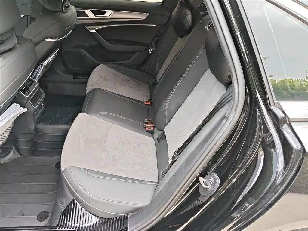 Audi A6L 2023 Facelift 40 TFSI Luxury Dynamic фото 15