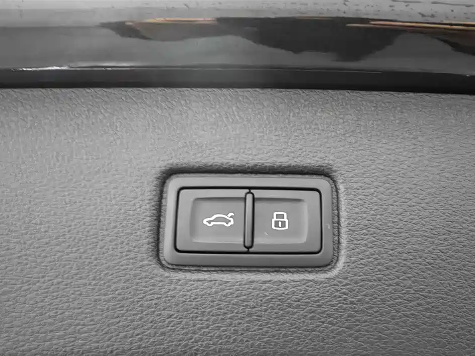 Audi Q7 2025 55 TFSI quattro S line Sport фото 13