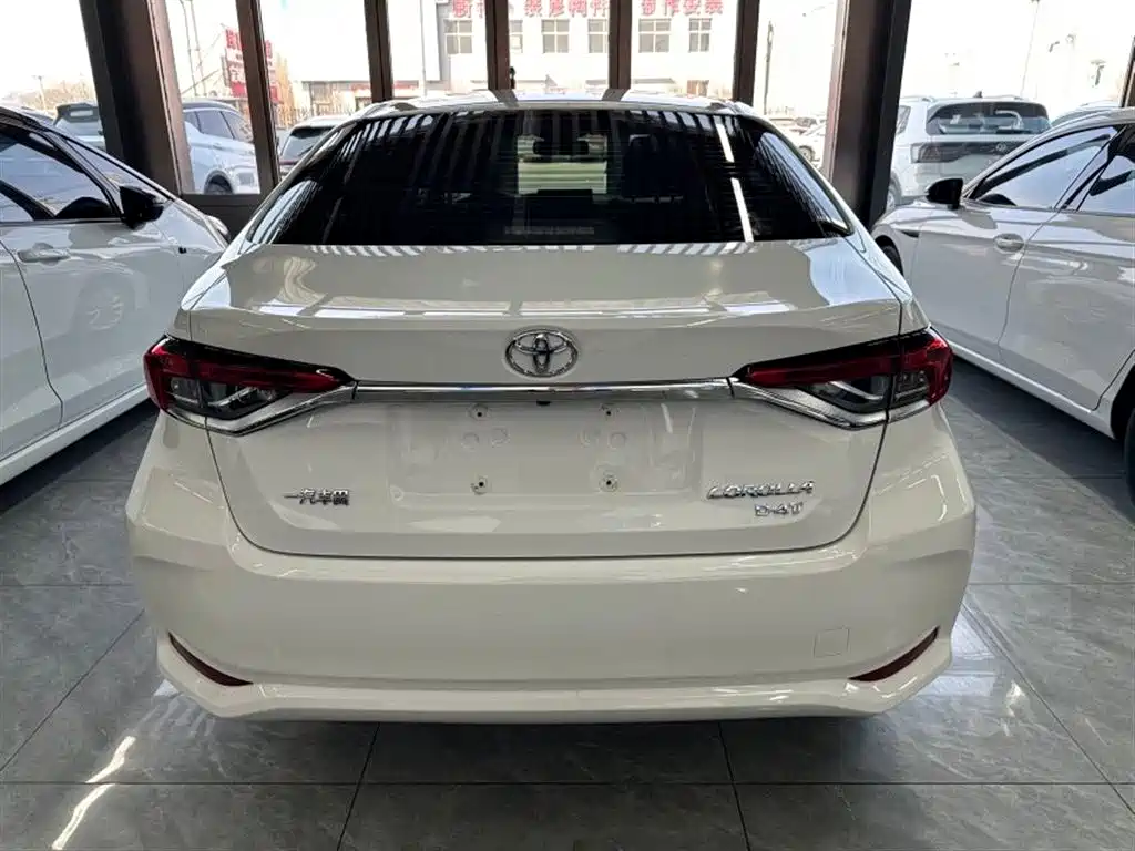 Toyota Corolla 2021 1.2T S-CVT Elite PLUS Edition фото 5