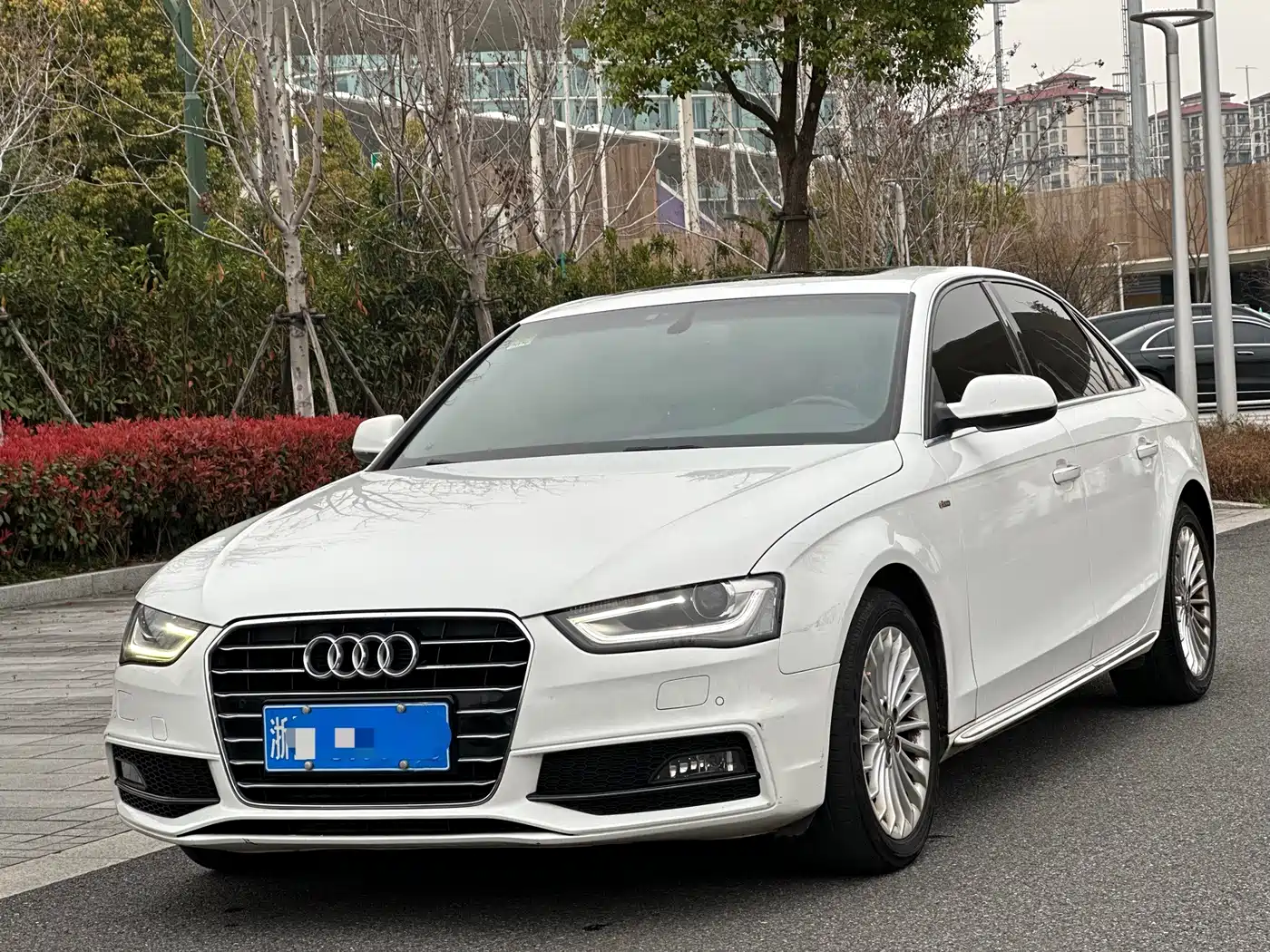 Audi A4L 2016 35 TFSI Collector's Edition S line Comfort