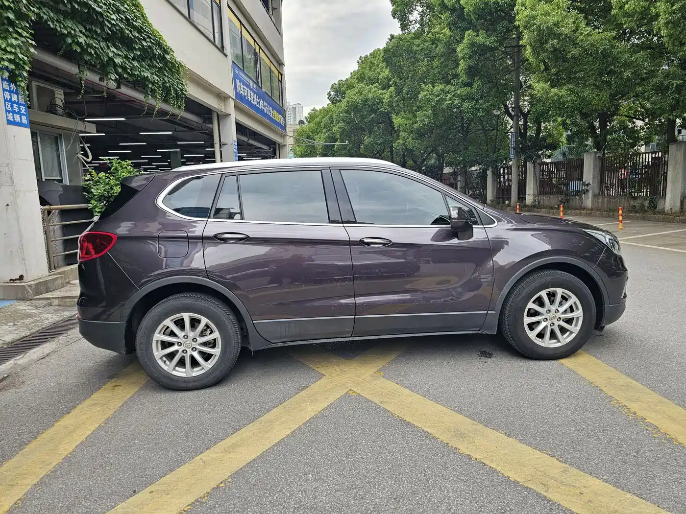Buick Envision Plus 2017 20T FWD Elite фото 4