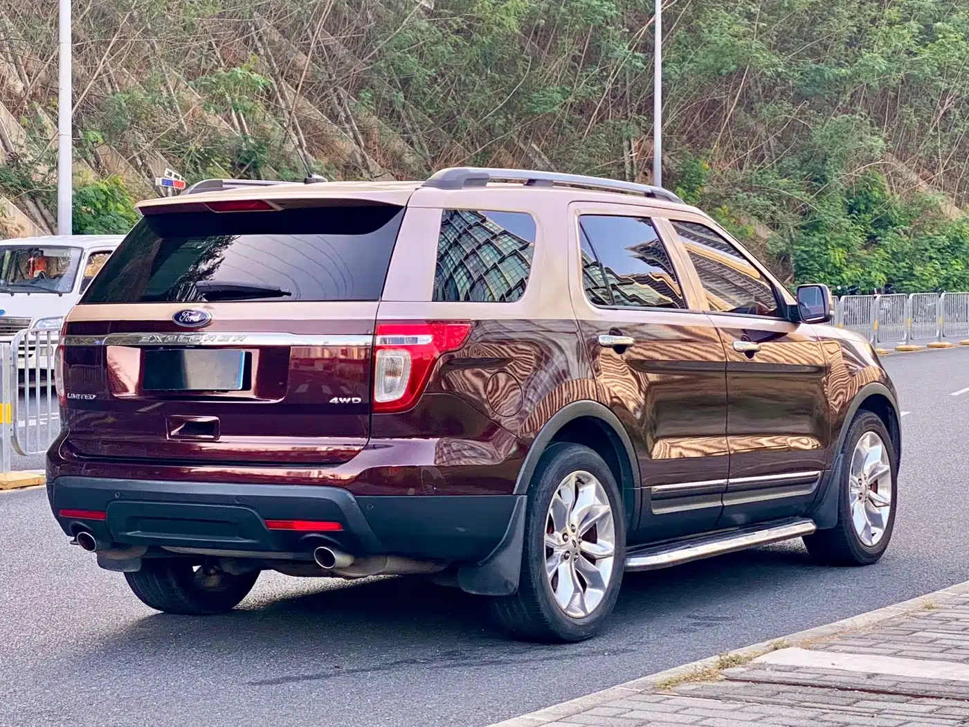 Ford Explorer (Import) 2015 2013 3.5L Premium Edition