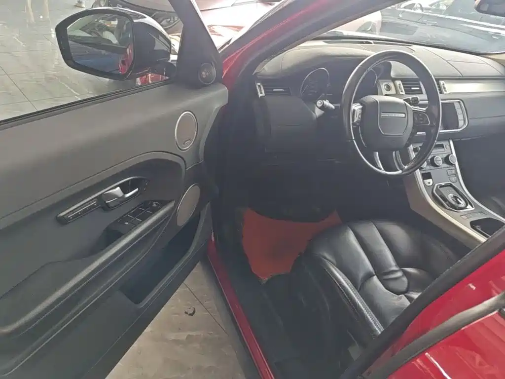 Land Rover Range Rover Evoque (Import) 2015 2014 2.0T 5-door Brilliance Premium
