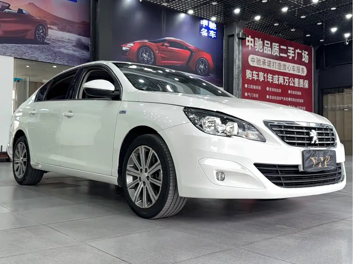 Peugeot 408 2016 1.6T Automatic Luxury Edition фото 21