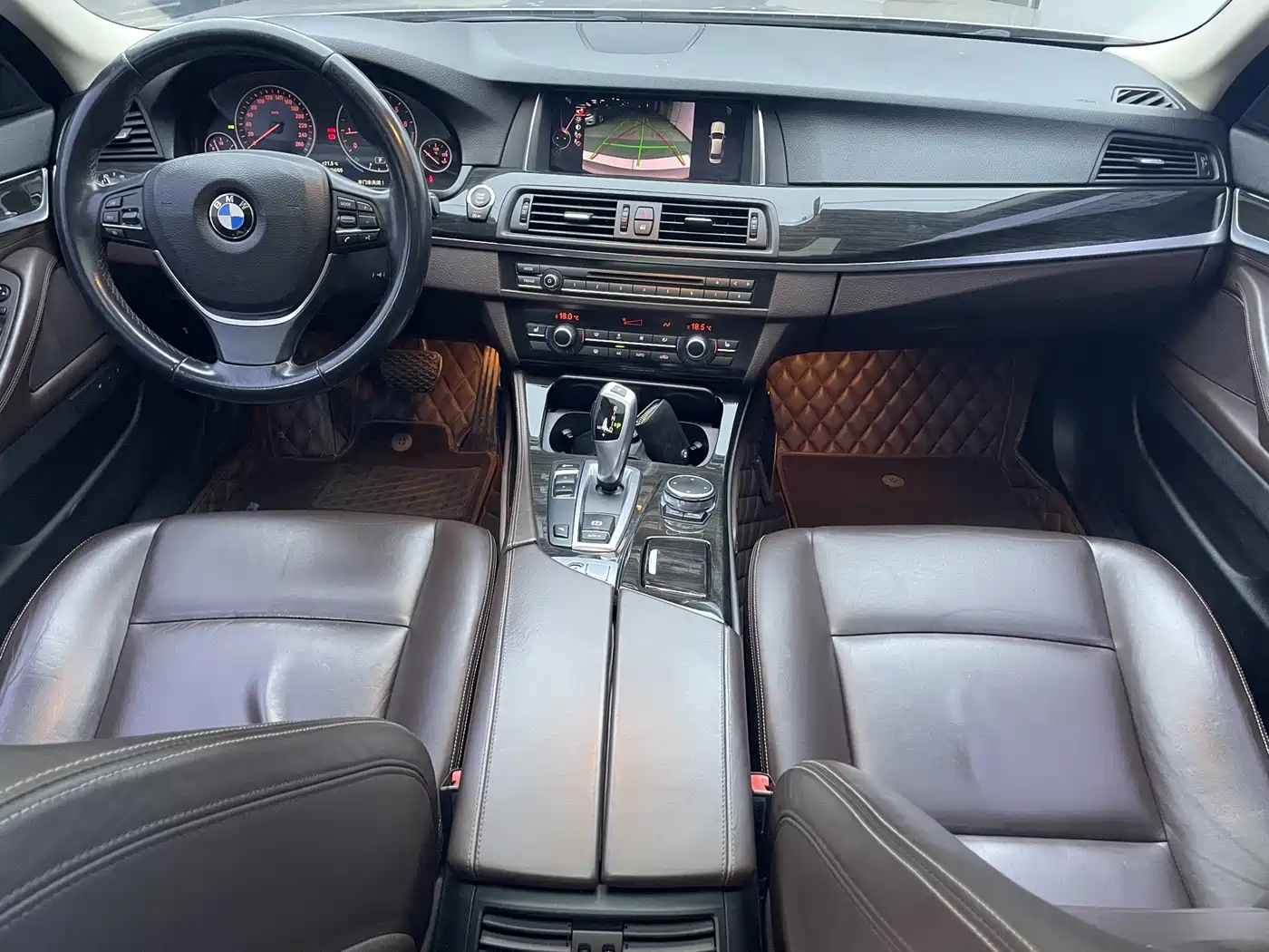 BMW 5 Series 2014 525Li Luxury Design Package фото 6