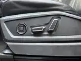 Photo 22 - Audi Q6