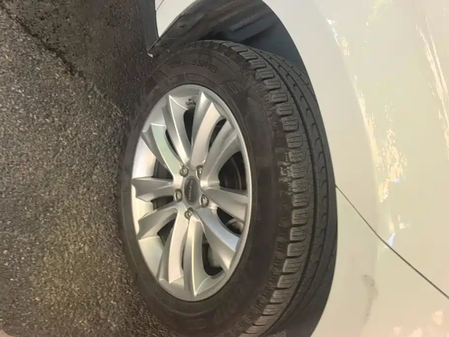 Haval H2 2015 2014 1.5T Manual 2WD Elite Edition