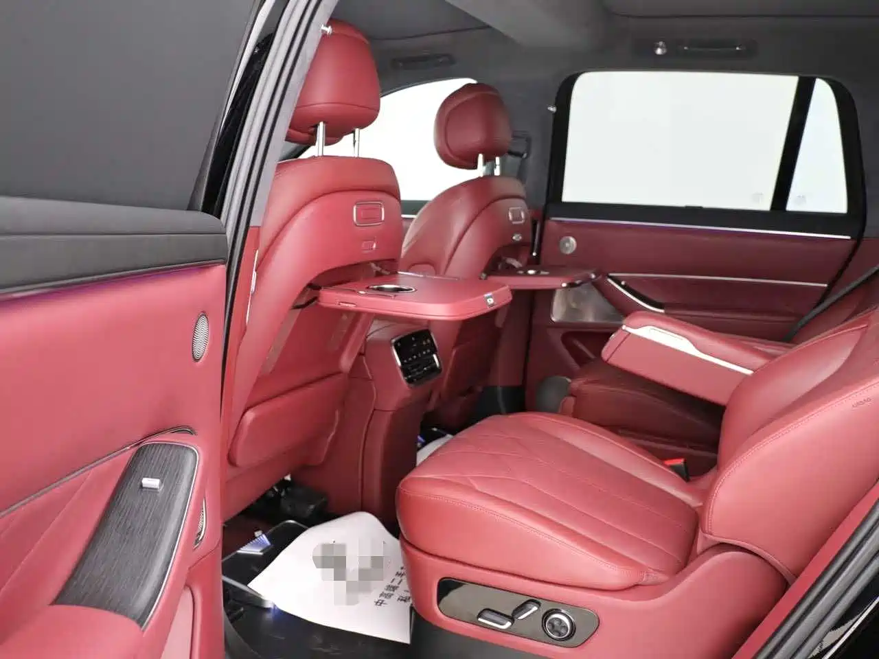 AITO Wenjie AITO M8 2025 Model Extended Range Max+ Edition 53.4kWh 6-Seater фото 7