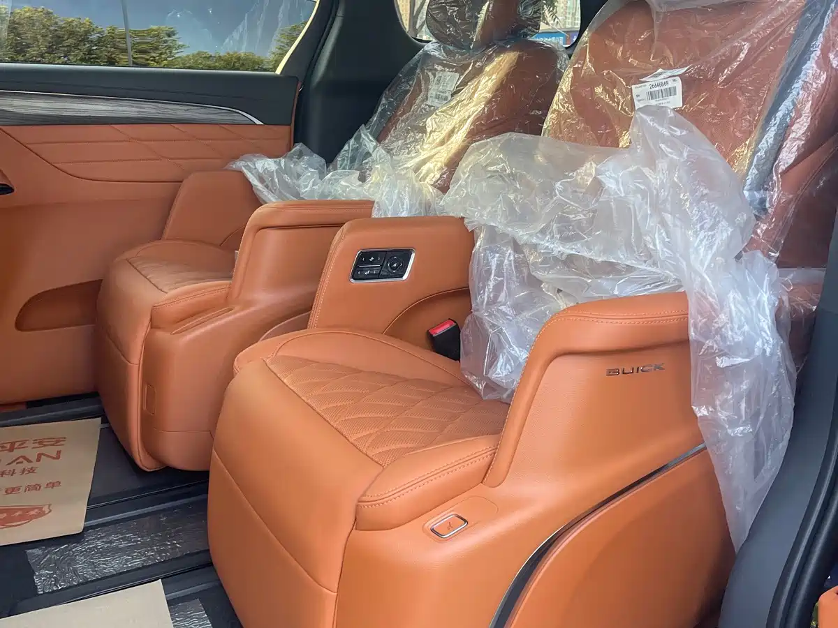 Buick GL8 New Energy 2026 2025 Land Honor Premium Edition 7-Seater