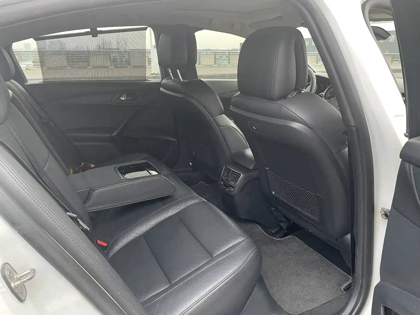 Peugeot 508 2013 2.3L Roland Garros Edition фото 17