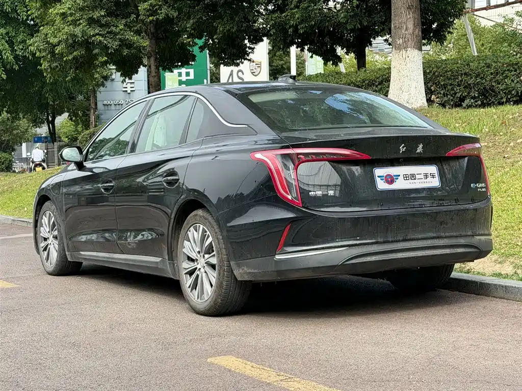 Hongqi E-QM5 2023 620km PLUS фото 4