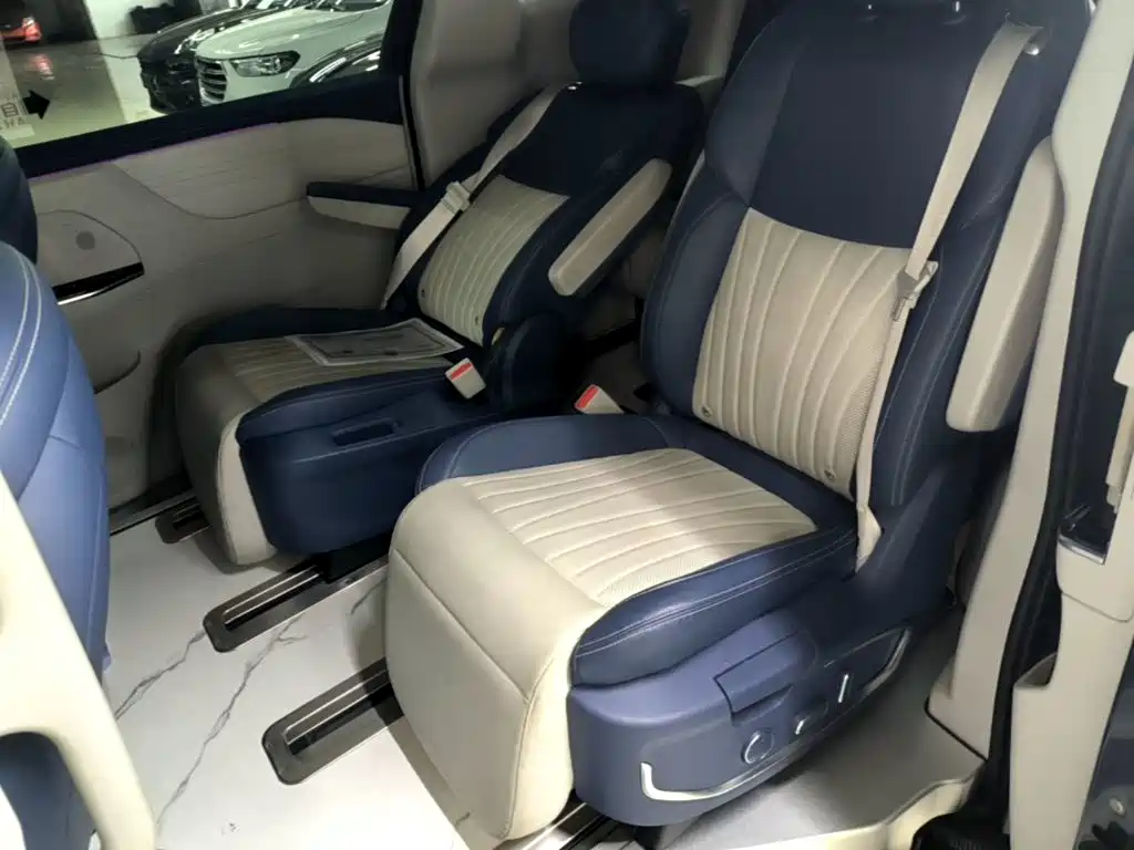 JAC Refine Refine RF8 PHEV 2024 2024 Smart Edition 1.5T 150KM Flagship (LFP)