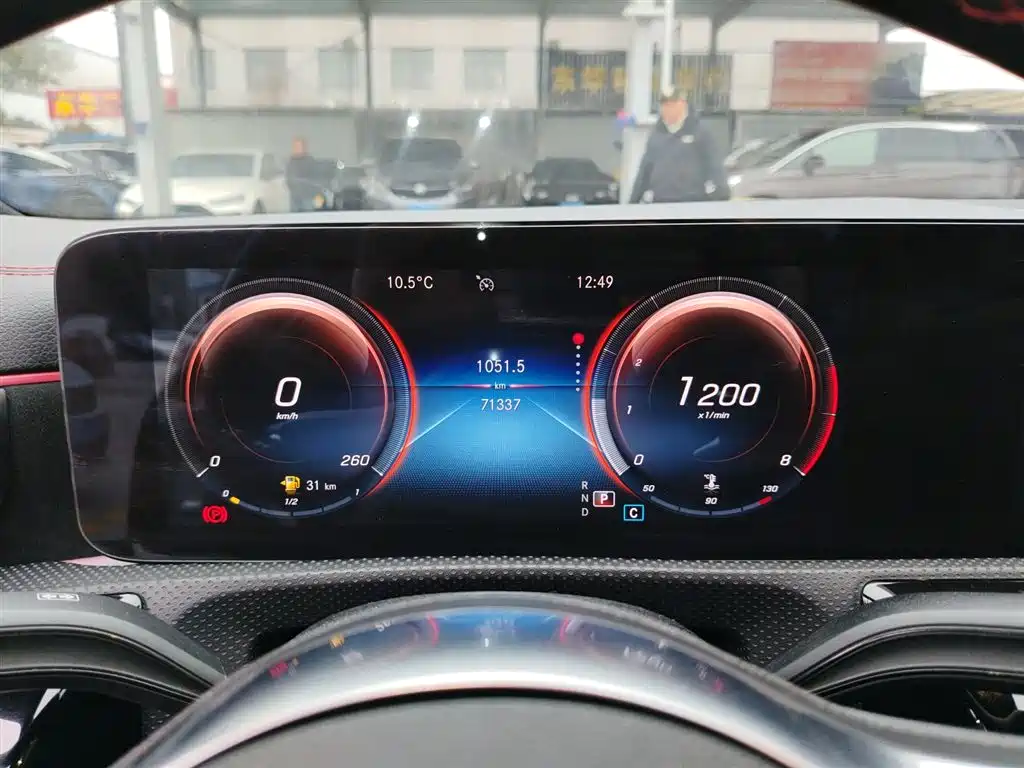 MERCEDES-BENZ CLA (IMPORT)