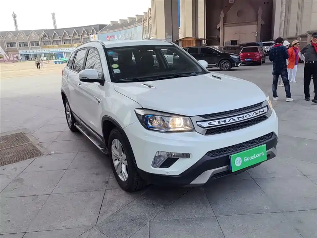 CHANGAN CS75
