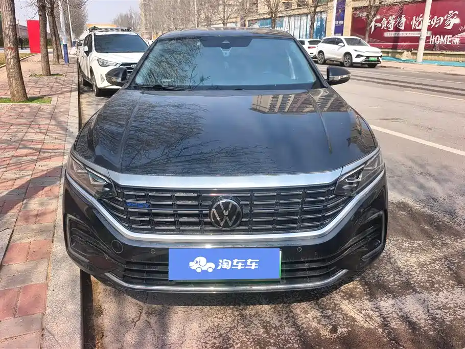 VOLKSWAGEN PASSAT NEW ENERGY