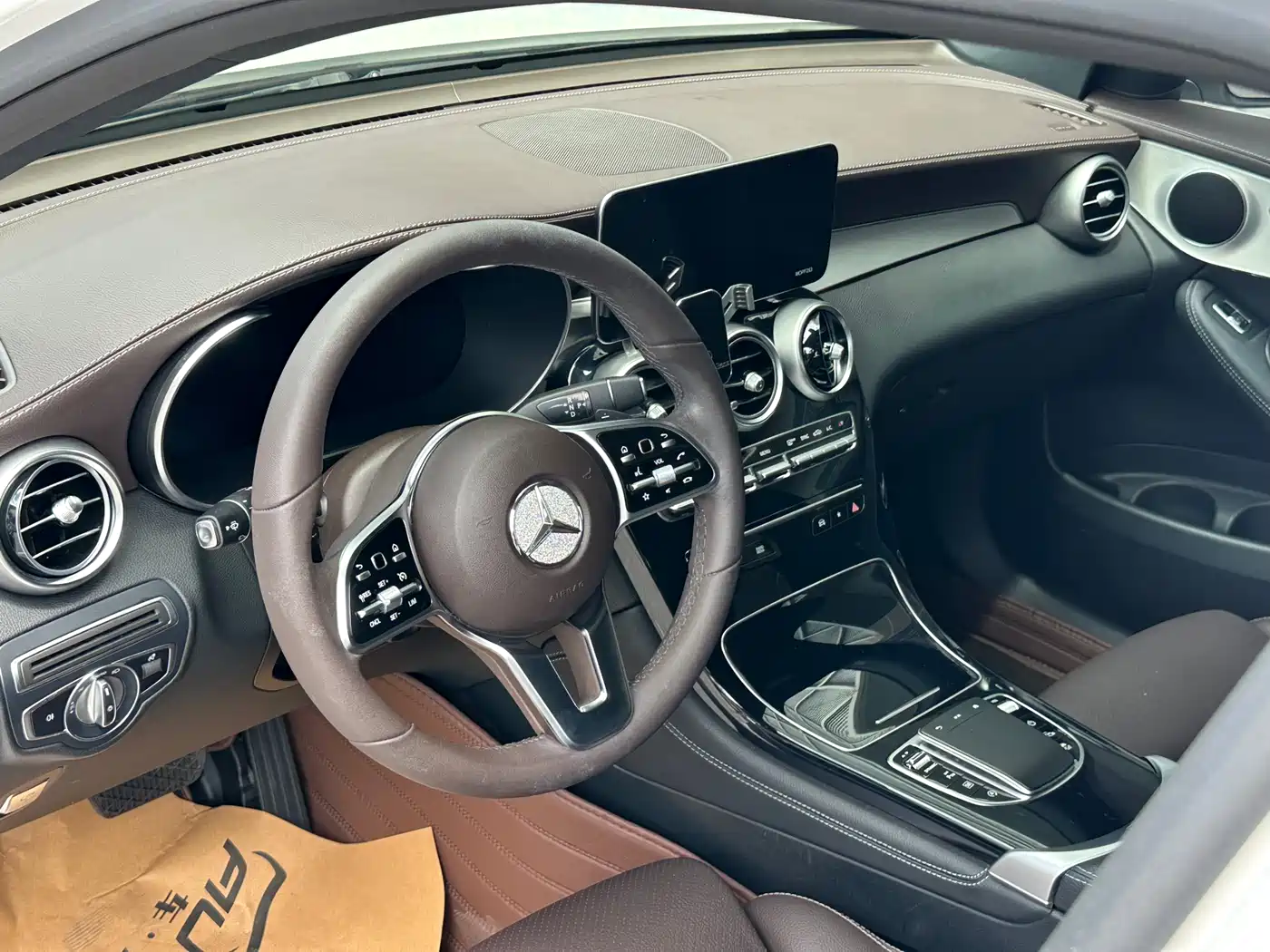 Mercedes-Benz GLC 2021 GLC 260 L 4MATIC Sporty фото 9