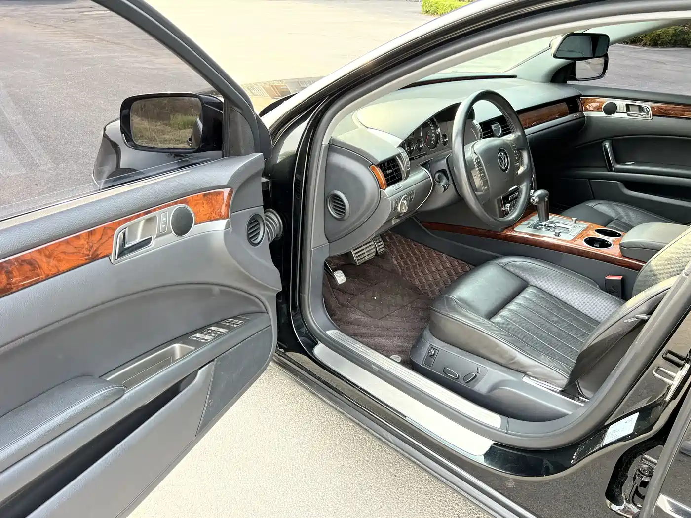Volkswagen Phaeton 2012 3.0L Business фото 8