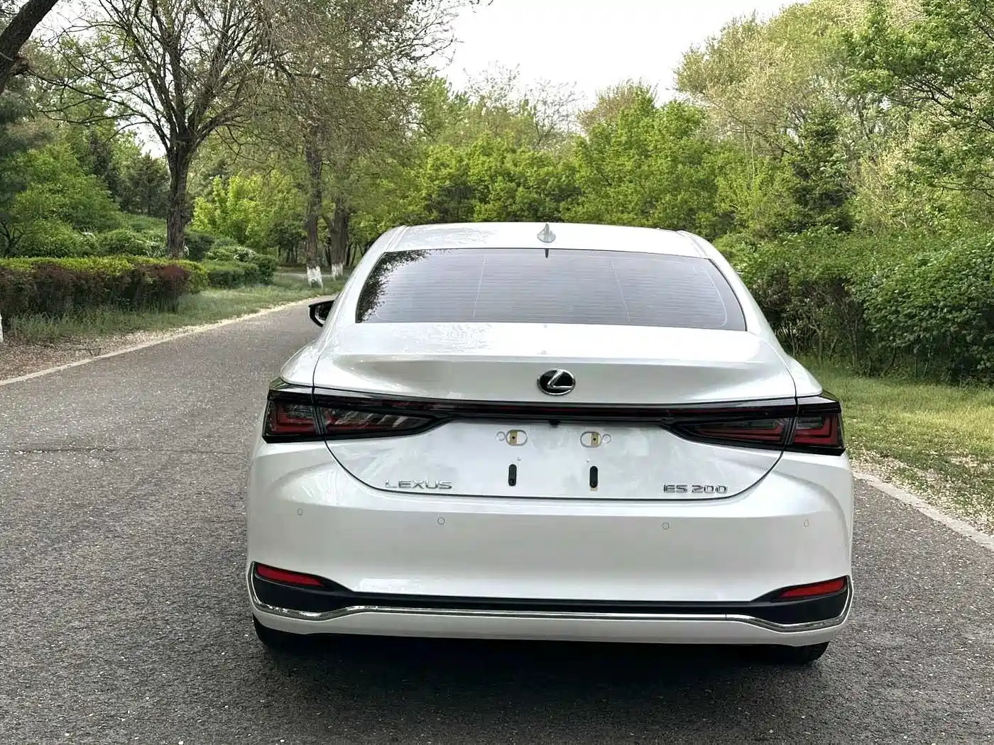 Lexus ES 2025 200 Ultimate Edition фото 5
