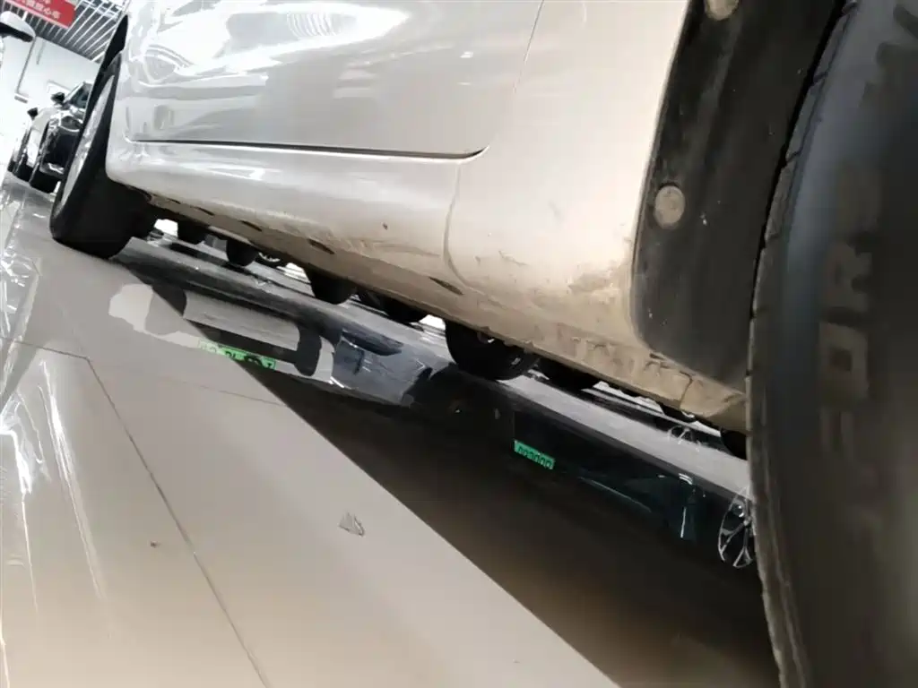 KIA K2