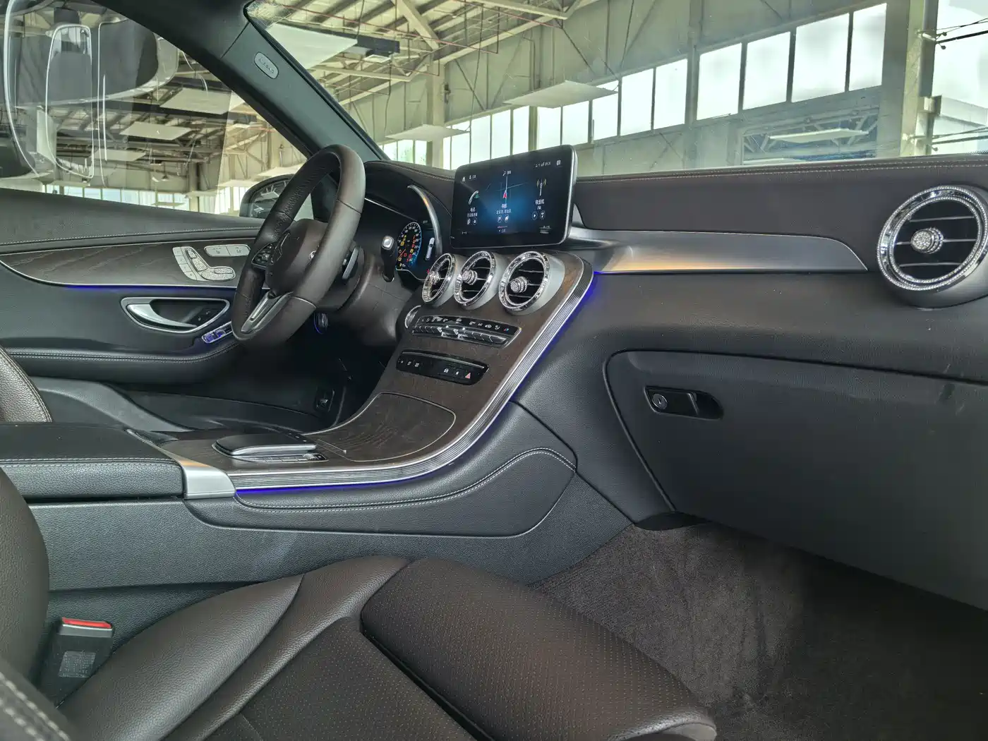 Mercedes-Benz GLC 2021 GLC 260 L 4MATIC Luxury фото 24
