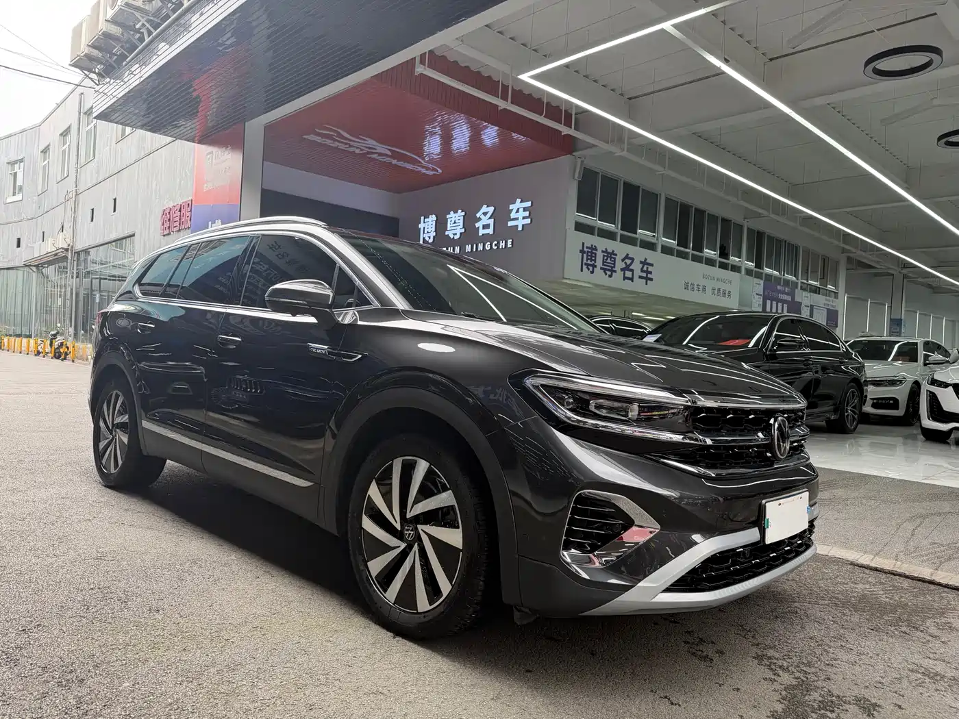 Volkswagen Talagon 2021 380TSI 4WD Luxury Premium Edition Pro фото 3