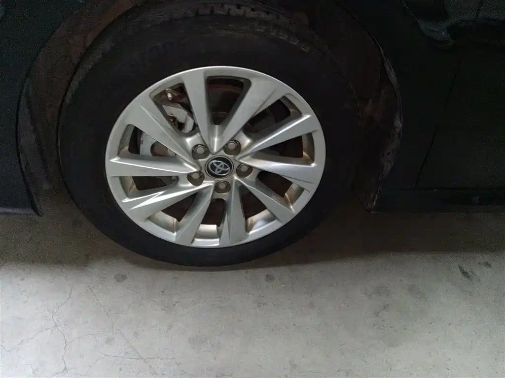 Toyota Camry 2023 2.0GVP Leading Edition фото 23