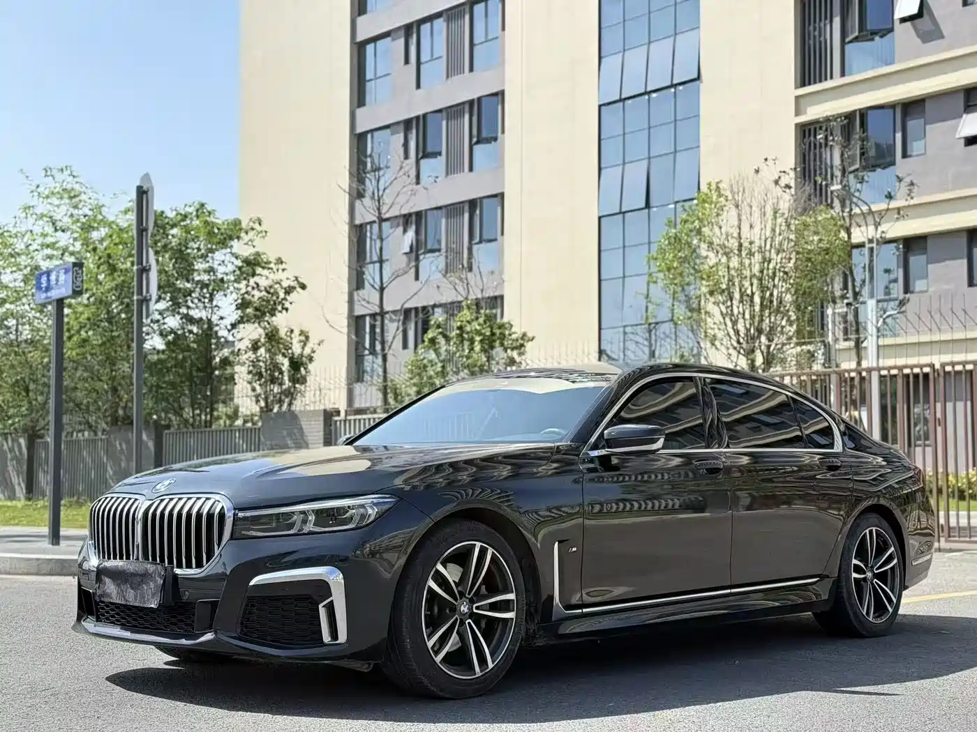 BMW 7 Series 2021 Model 730Li M Sport Package