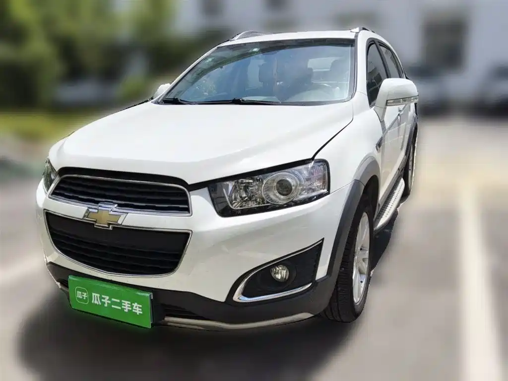 Chevrolet Captiva 2015 2.4L AWD Flagship 7-Seater фото 2