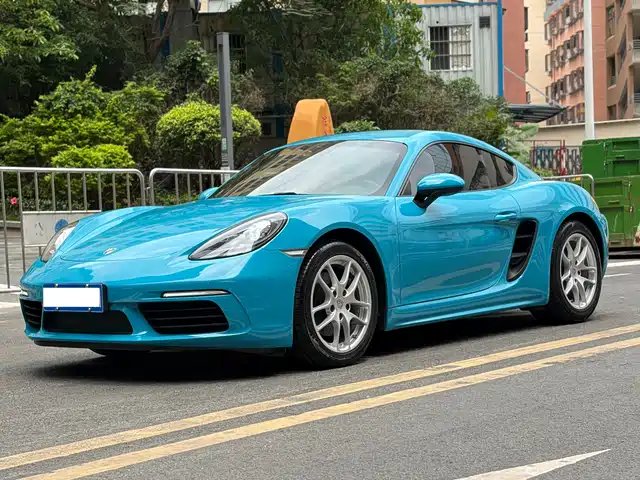 PORSCHE 718