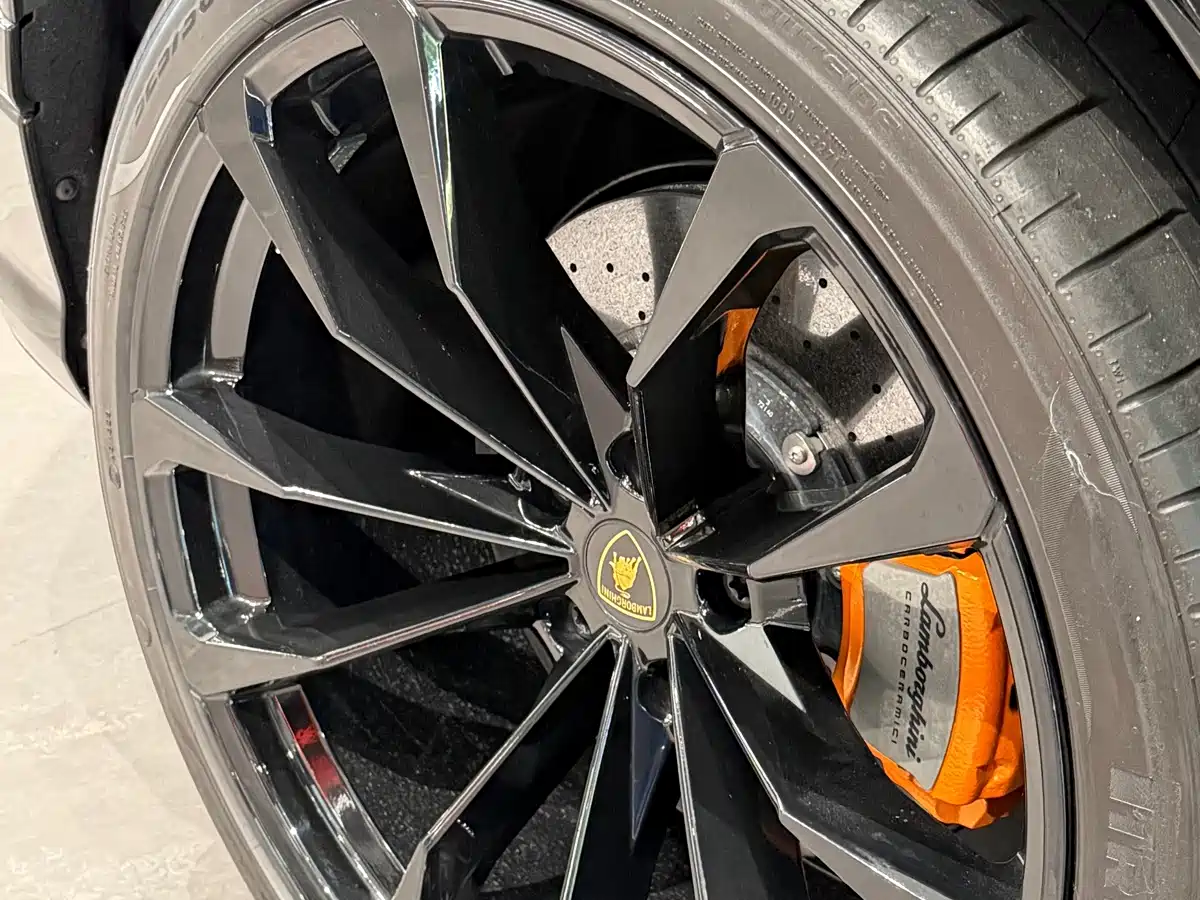 Lamborghini Urus 2022 2021 4.0T V8
