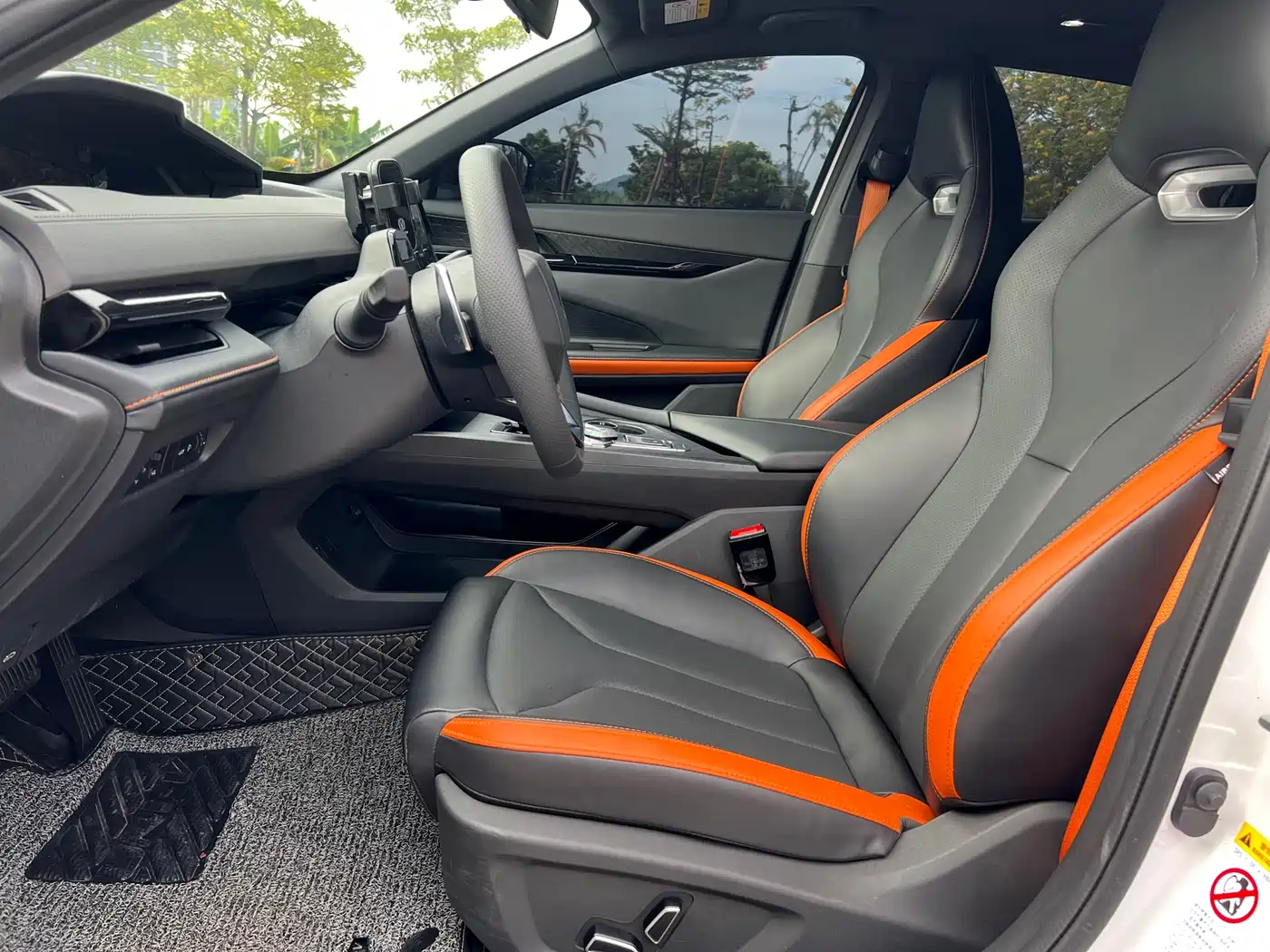 Changan UNI-V 2025 2023 1.5T Luxury Edition