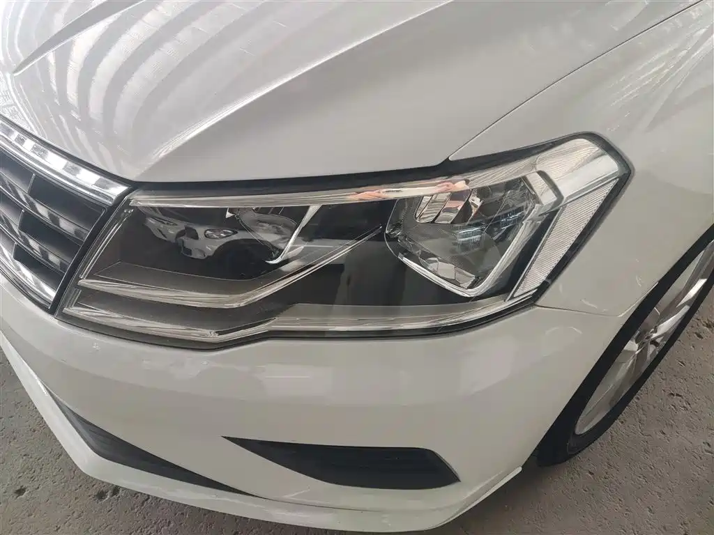 Volkswagen Jetta 2019 Dream Edition 1.5L Auto Fashion фото 24