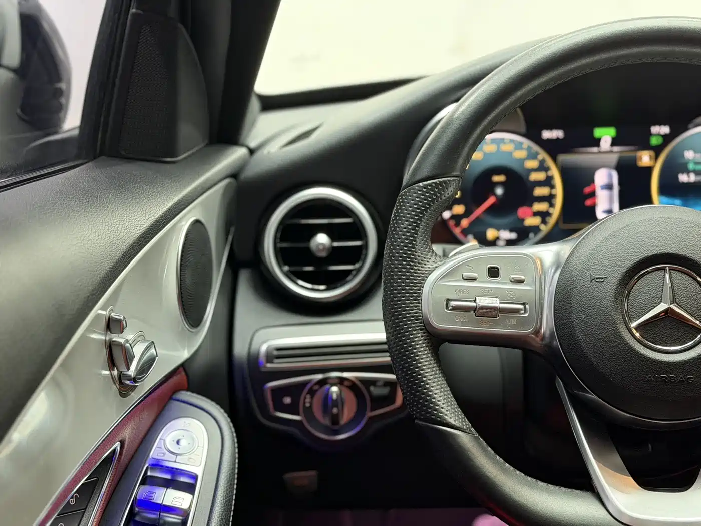 Mercedes-Benz C-Class 2020 Facelift C 260 Sport Version фото 11
