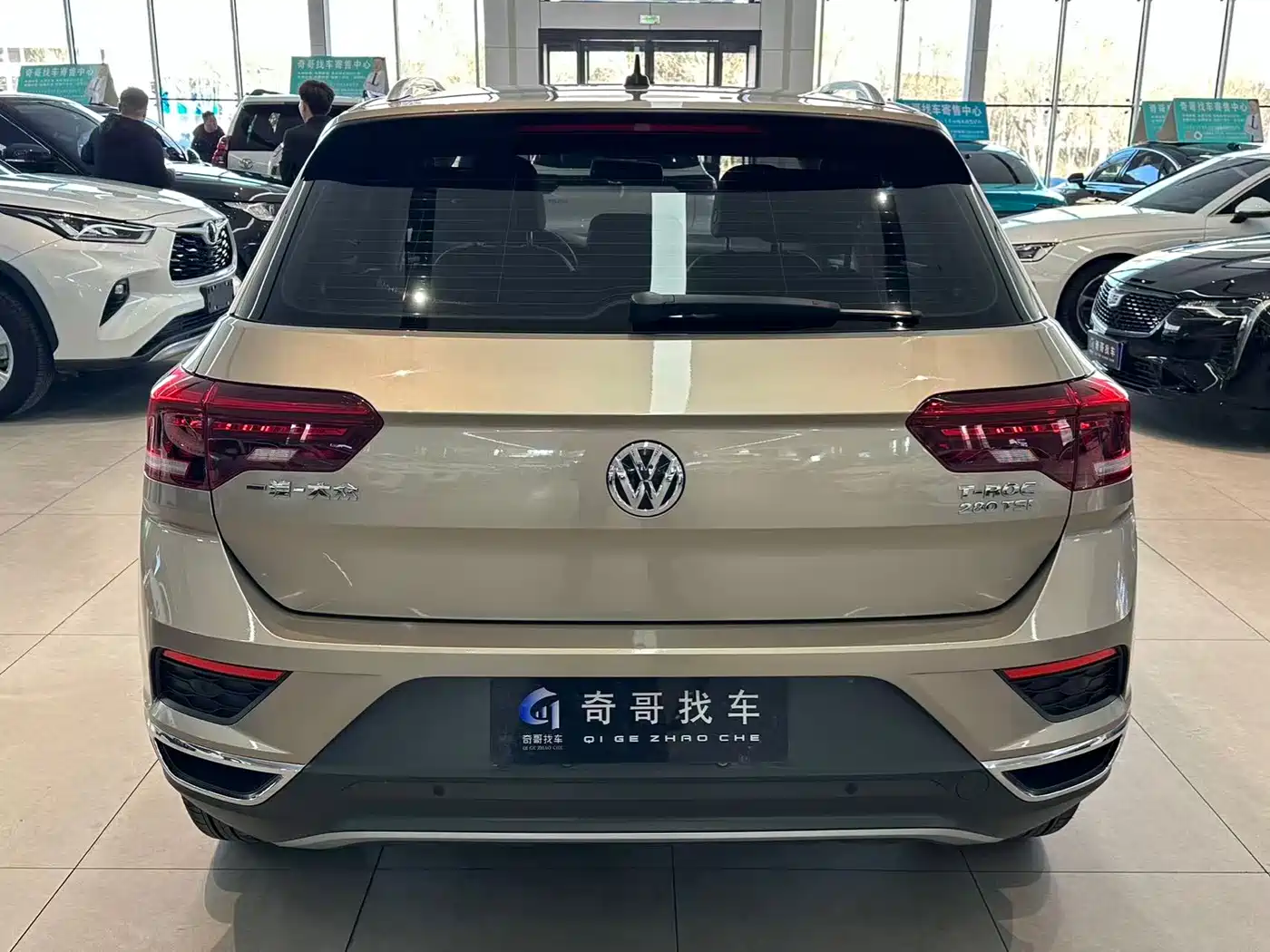 Volkswagen T-ROC 2019 280TSI DSG 2WD Comfort Type China V фото 5
