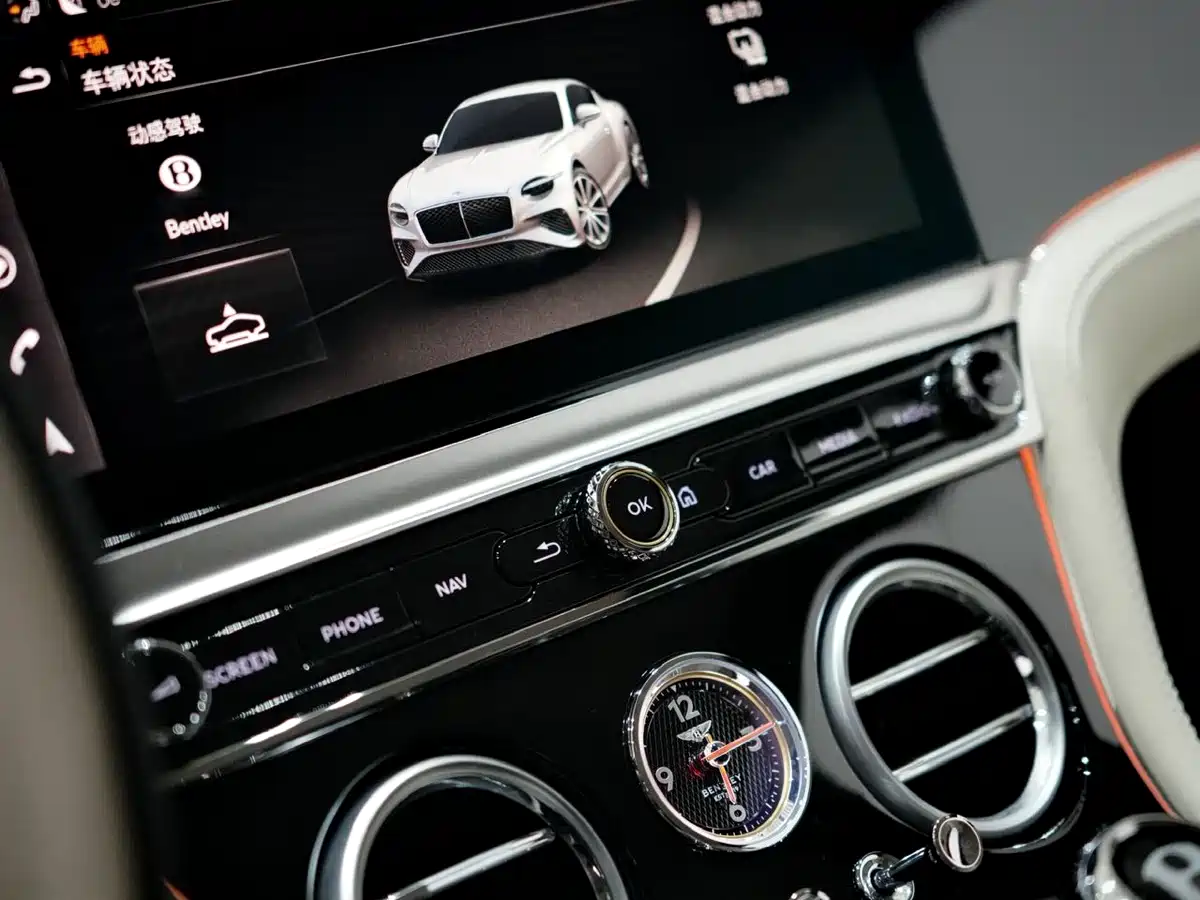 BENTLEY CONTINENTAL PLUG IN HYBRID