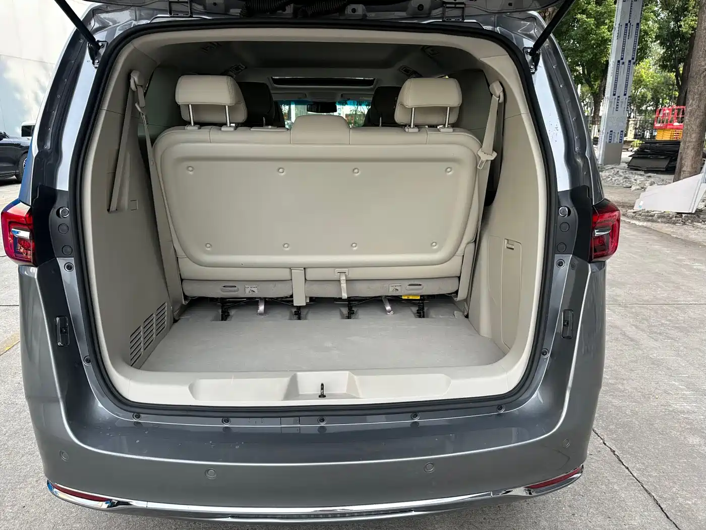 Buick GL8 2022 Land Business Class 652T Luxury фото 24