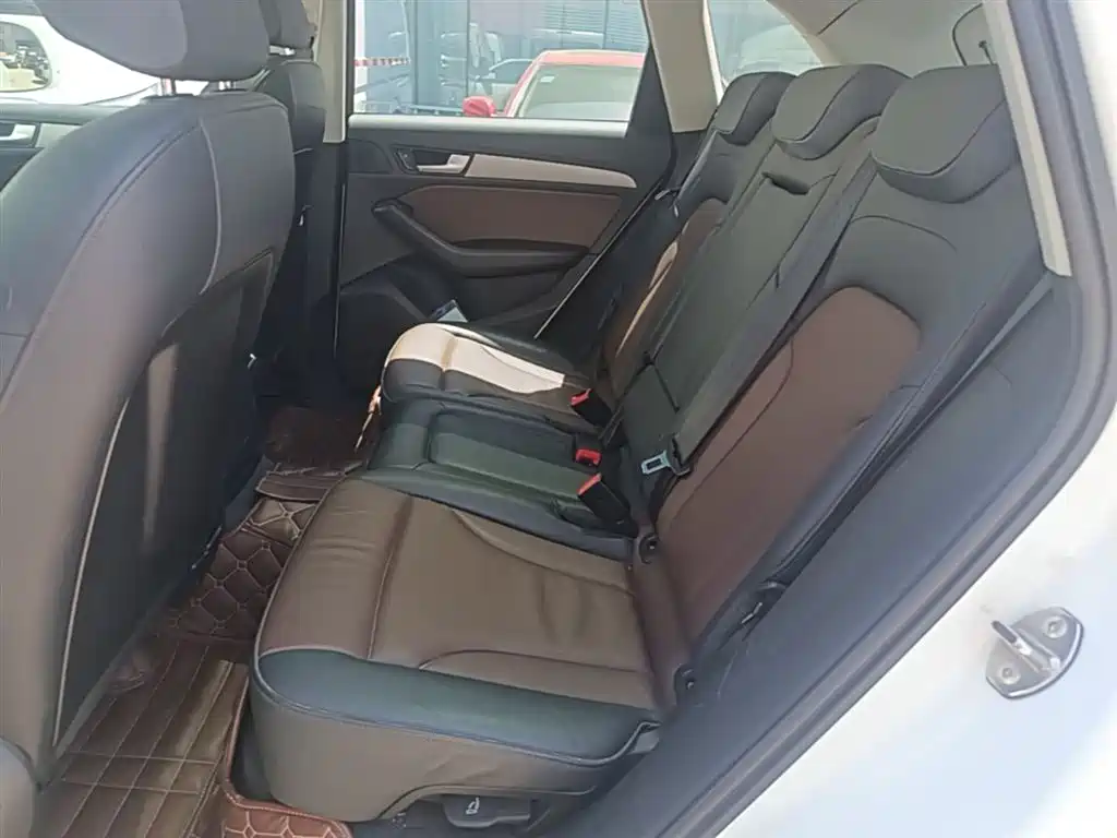 Audi Q5 2017 40 TFSI Progressive фото 17